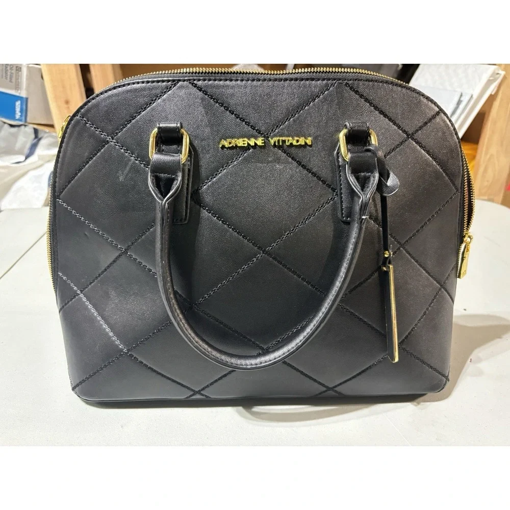 adrienne vittadini black quilted‎ handbag
